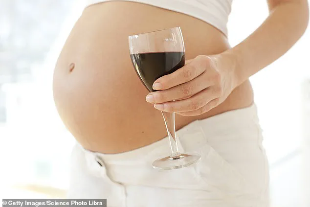 Navigating Pregnancy After Past Struggles: Annabel Fenwick Elliott's Medication-Driven Transformation