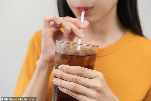Assessing the Health Effects of Diet Coke and Wine: Expert Perspectives and Public Discussion
