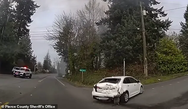 Heroic Sheriff's Deputy Rescues Injured Mail Truck Driver After Crash and Fire; Incident Goes Viral on Social Media