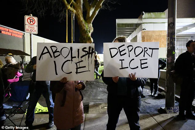 Portland in Chaos as Federal Agents Deploy Tear Gas Amid ICE Protest, Video Shows Young Girl Affected