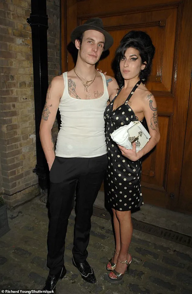 Mysterious Death of Sarah Aspin, Tied to Amy Winehouse and Blake Fielder-Civil, Under Investigation
