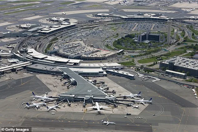 Newark Airport Grounded Amid JetBlue Emergency Landing Sparks Chaos and Rare Closure