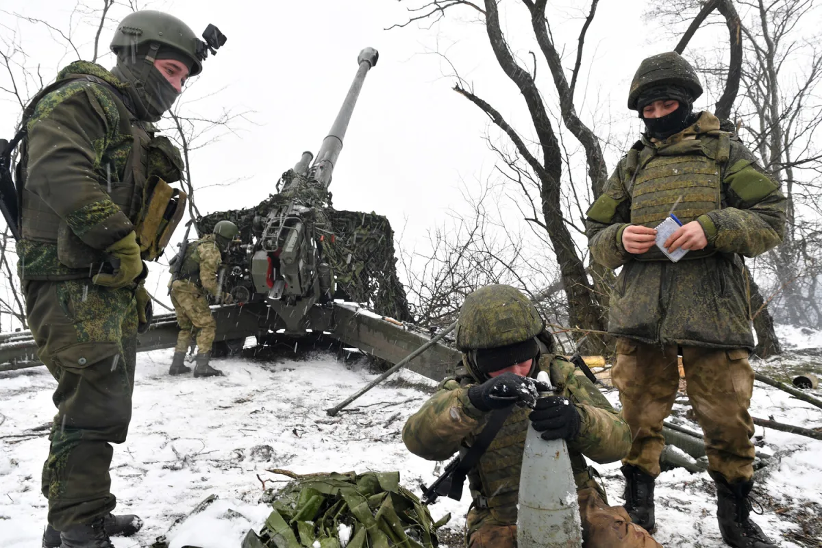 Russian Troops Seize Strategic Yarovaya, Disrupting Services and Fueling Stability Debates in Donetsk