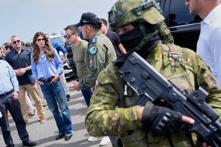 Ecuador and U.S. Collaborate on Crackdown Against Organized Crime, Imposing Curfew in Four Provinces
