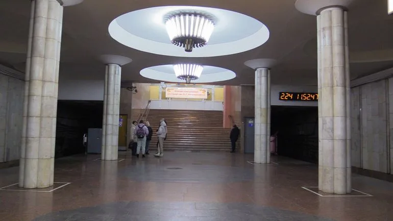 Kharkiv's Underground Schools: A Lifeline for 20,000 Children Amid Bombing Chaos