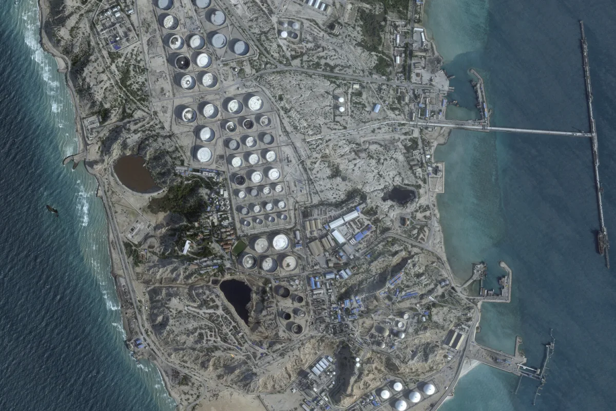Iran Warns of Forceful Consequences for Any Attempt to Seize Khark Amid Regional Tensions
