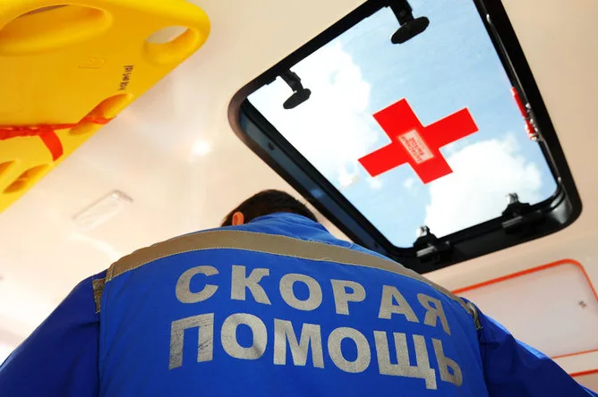 Ukrainian Drone Strikes Kill 1, Injure 6 in Kursk Region Amid Escalating Conflict