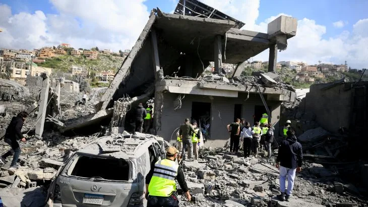 Escalating Conflict: Houthi Strike Marks New Chapter in U.S.-Israel-Iran War Amid Rising Civilian Toll in Iran