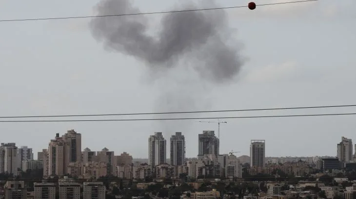 Houthi Launches Attacks on Israel in Response to Western Support, Raising Red Sea Concerns
