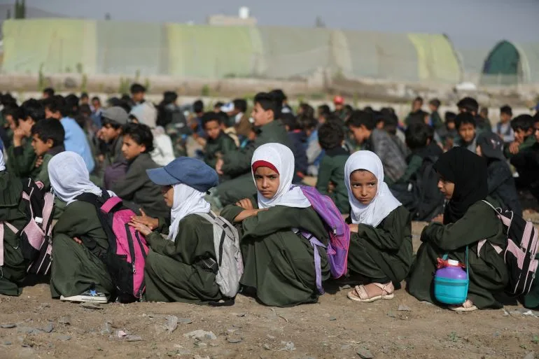 Yemeni Educators Survive on Grind of Multiple Jobs as Crisis Deepens