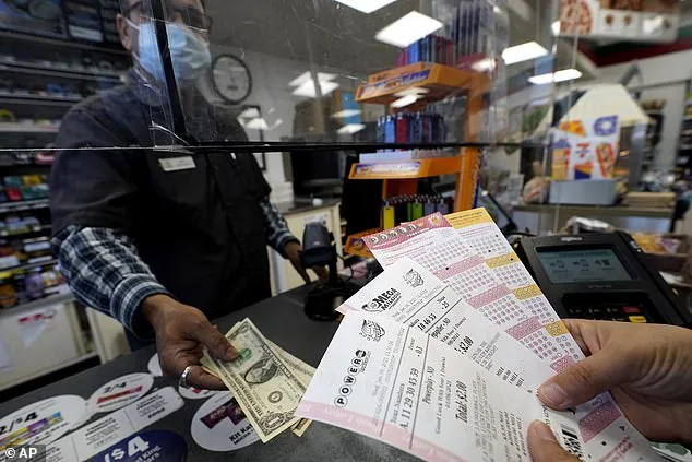 Illinois Woman's $1 Million Lottery Win Tied to Mother's Long-Lost Numbers