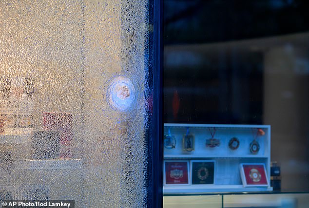 Critics Question NBC Reporter Who Investigated Gunfire Near White House