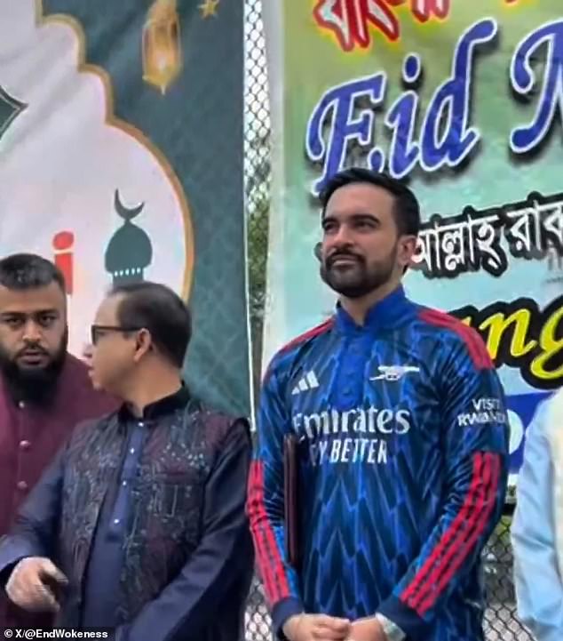 Conservative backlash erupts after AOC wears hijab at NYC Eid celebration